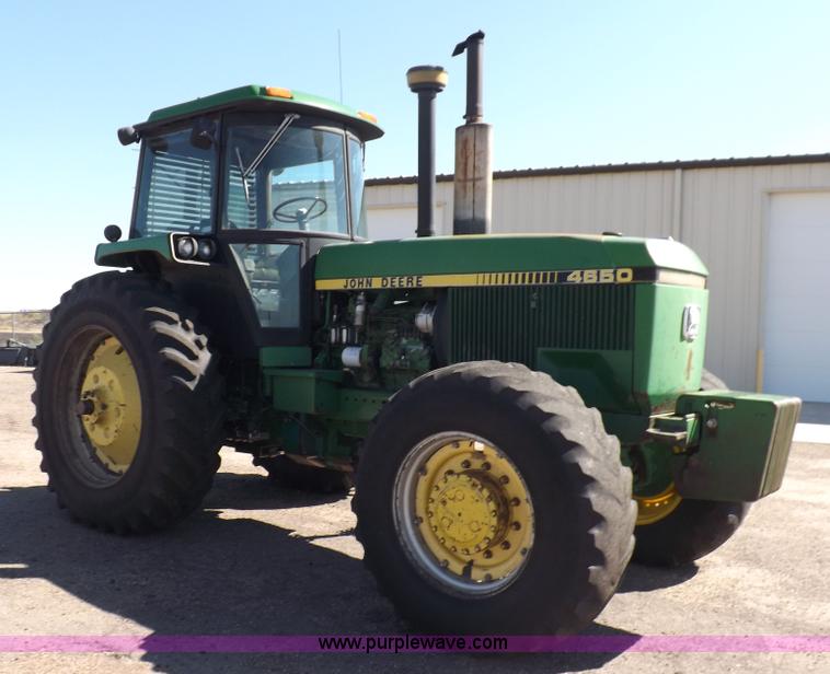 image for item H9095 1983 John Deere 4650 MFWD tractor