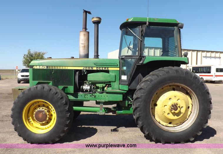 image for item H9095 1983 John Deere 4650 MFWD tractor