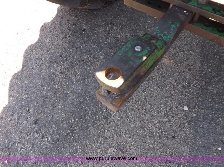 image for item H9095 1983 John Deere 4650 MFWD tractor