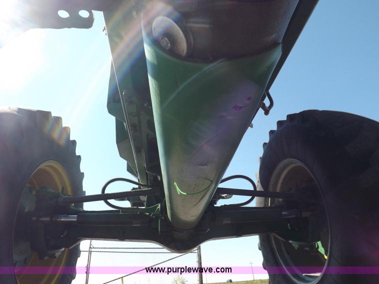 image for item H9095 1983 John Deere 4650 MFWD tractor