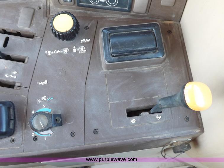 image for item H9096 1998 John Deere 6310 tractor