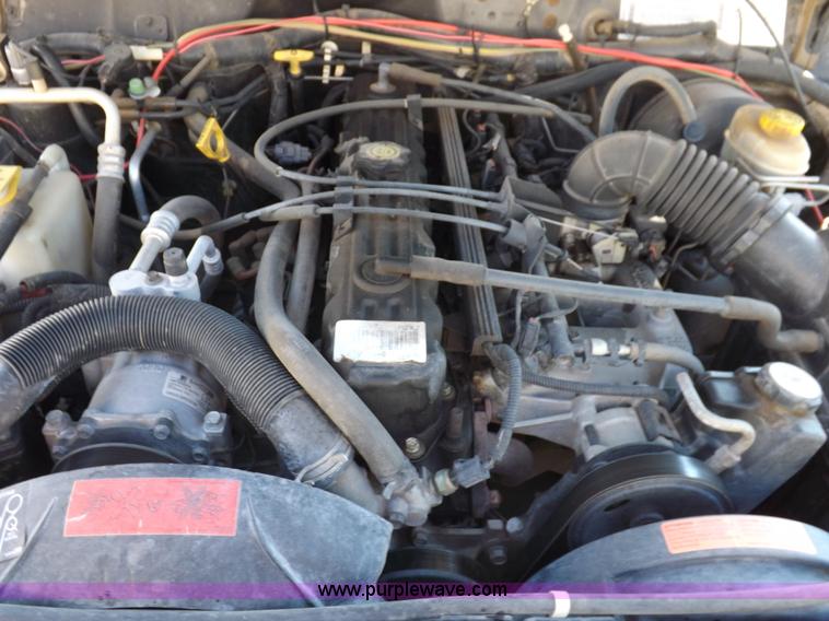 image for item H9097 1998 Jeep Cherokee SE SUV