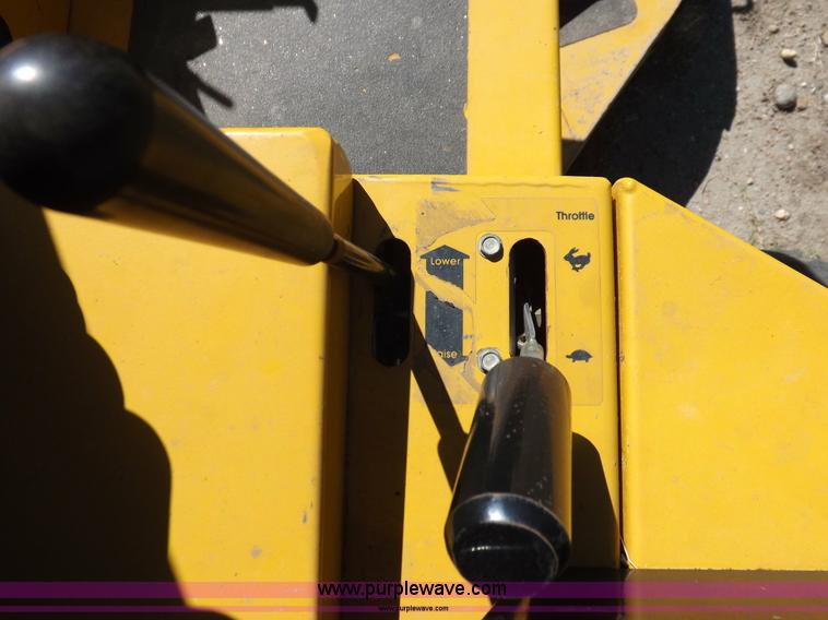 image for item H9121 2001 Hustler 3400 lawn mower