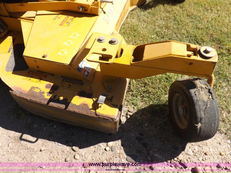 image for item H9121 2001 Hustler 3400 lawn mower