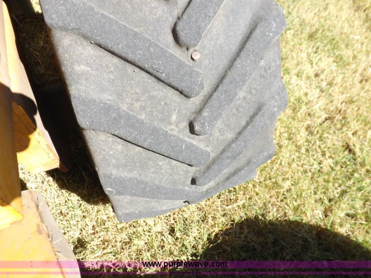 image for item H9121 2001 Hustler 3400 lawn mower