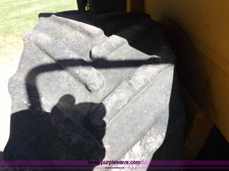 image for item H9121 2001 Hustler 3400 lawn mower