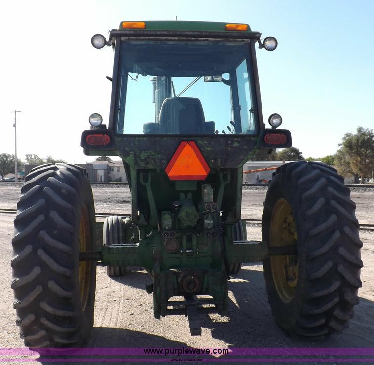 image for item H9123 1973 John Deere 4630 tractor