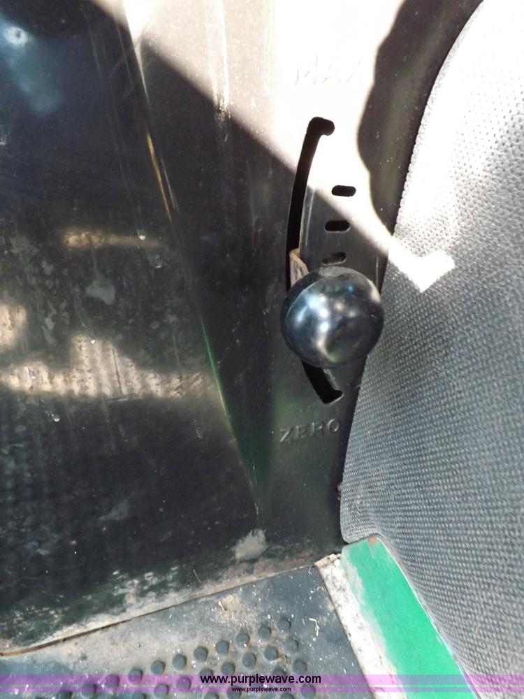 image for item H9123 1973 John Deere 4630 tractor