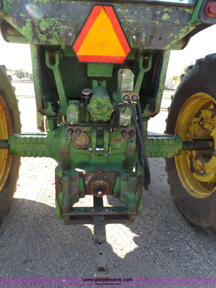 image for item H9123 1973 John Deere 4630 tractor