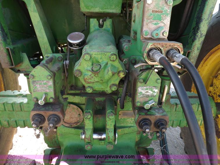 image for item H9123 1973 John Deere 4630 tractor