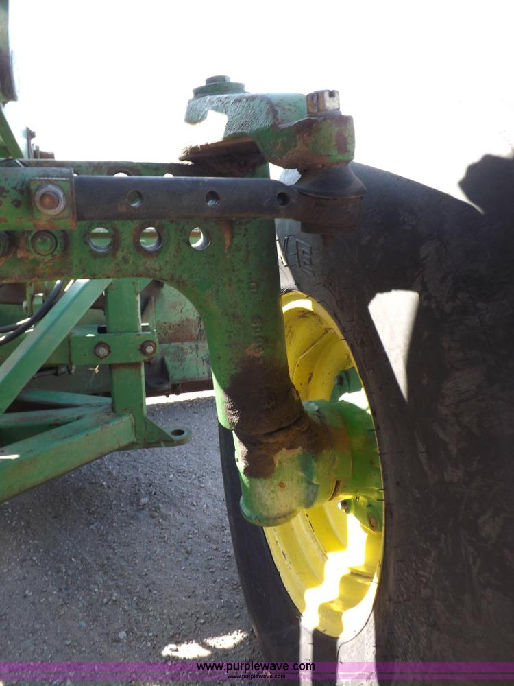 image for item H9123 1973 John Deere 4630 tractor