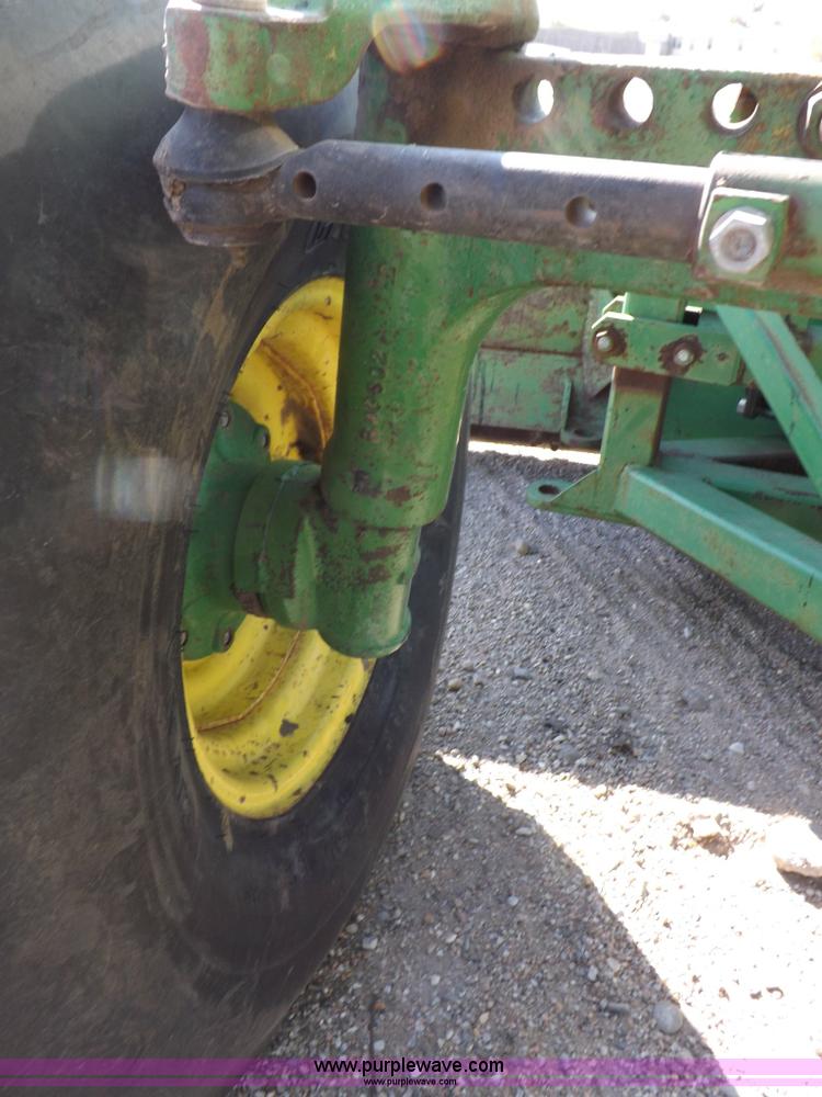 image for item H9123 1973 John Deere 4630 tractor