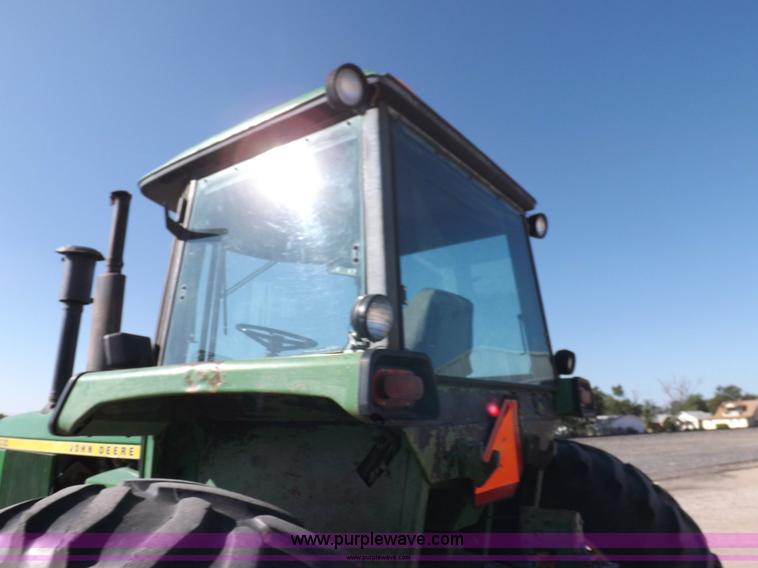 image for item H9123 1973 John Deere 4630 tractor