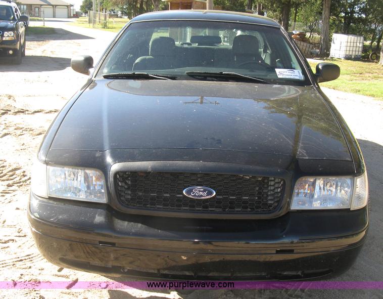image for item H9489 2006 Ford Crown Victoria Police Interceptor