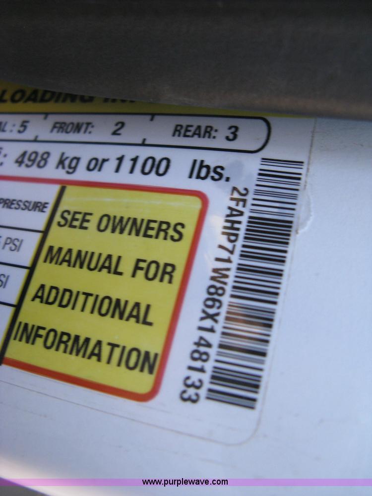 image for item H9489 2006 Ford Crown Victoria Police Interceptor