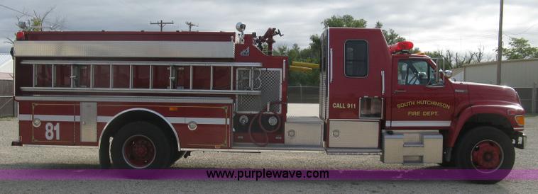 image for item H9499 1996 Ford F700 pump fire truck