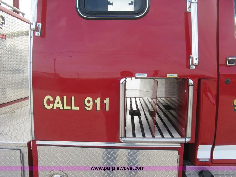 image for item H9499 1996 Ford F700 pump fire truck