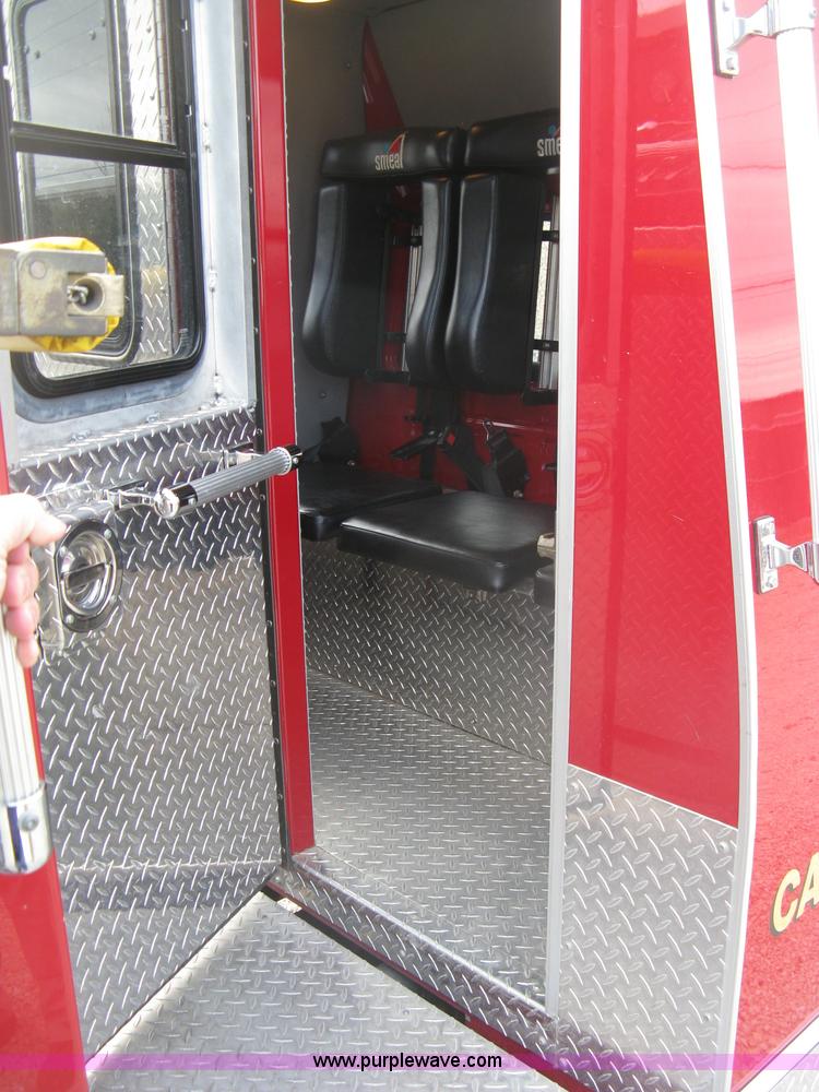 image for item H9499 1996 Ford F700 pump fire truck
