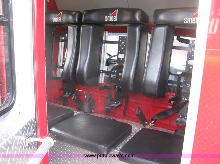 image for item H9499 1996 Ford F700 pump fire truck