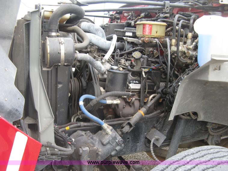 image for item H9499 1996 Ford F700 pump fire truck