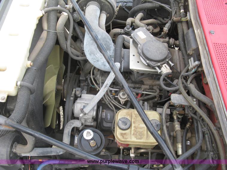 image for item H9499 1996 Ford F700 pump fire truck