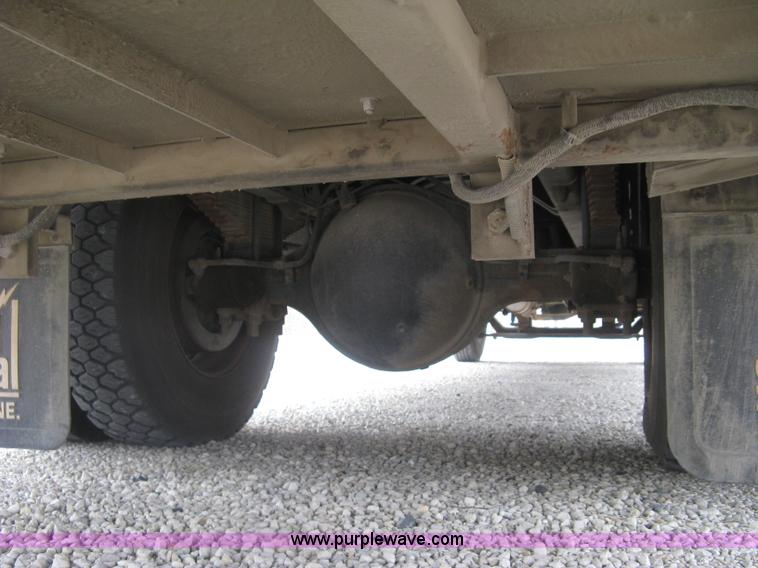 image for item H9499 1996 Ford F700 pump fire truck