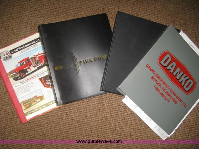 image for item H9499 1996 Ford F700 pump fire truck