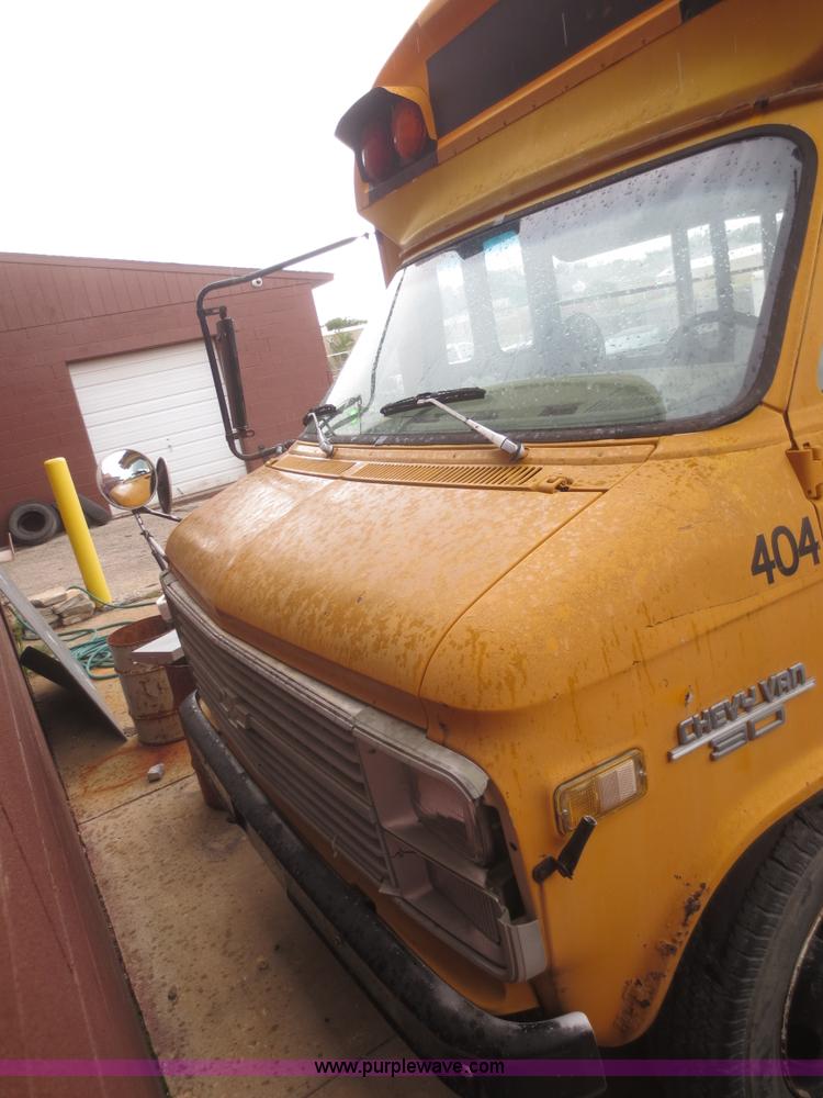 image for item I2214 1984 Chevrolet G30 school bus