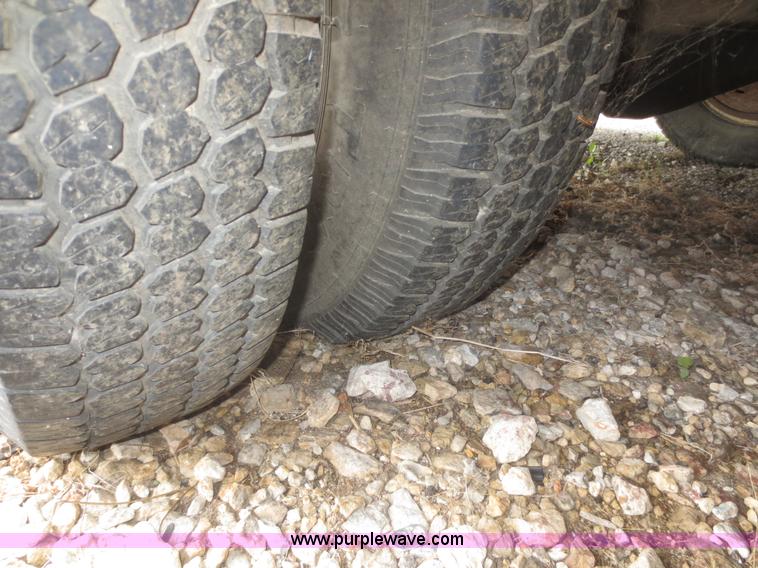 image for item I2214 1984 Chevrolet G30 school bus