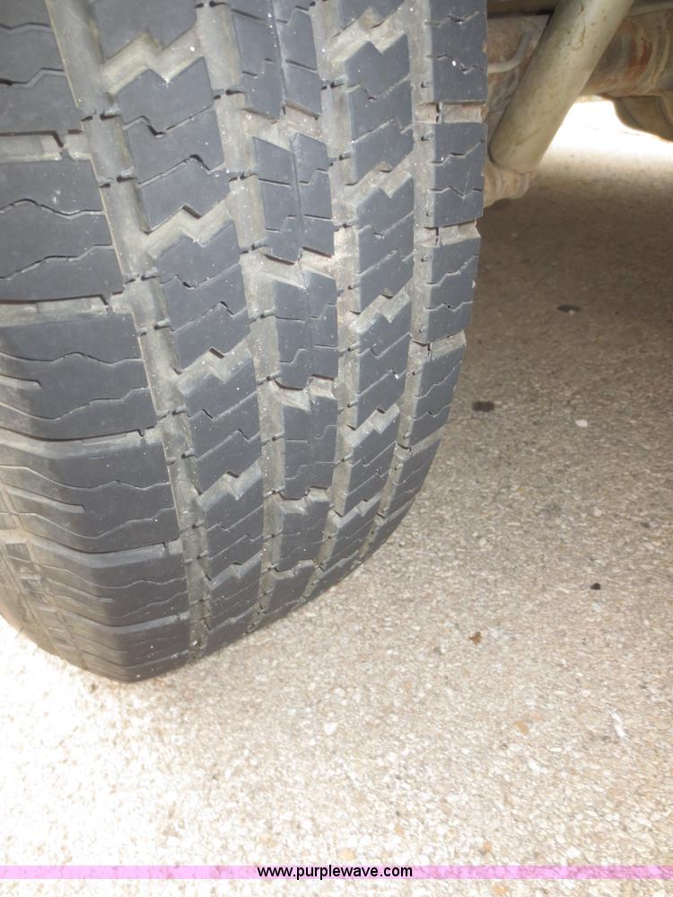 image for item I2216 1990 GMC Rally G2500 STX van
