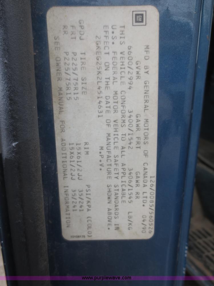 image for item I2216 1990 GMC Rally G2500 STX van