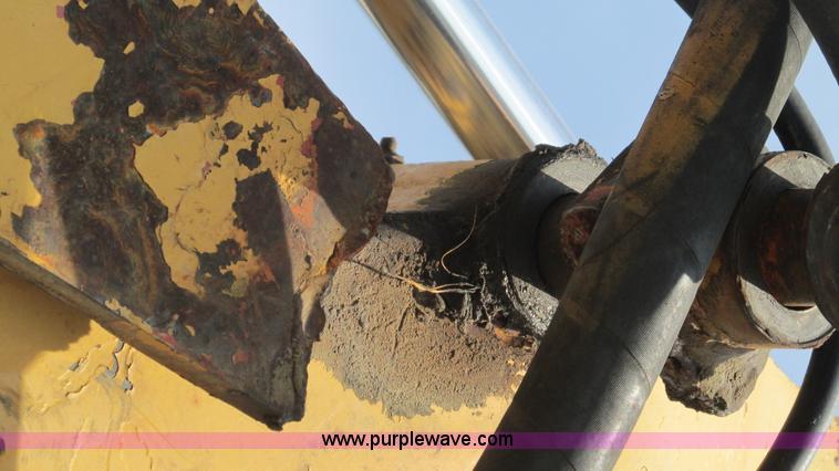 image for item I3220 Hesston 80-90 Tiger Special tractor