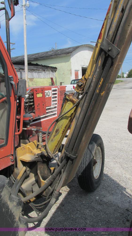 image for item I3220 Hesston 80-90 Tiger Special tractor