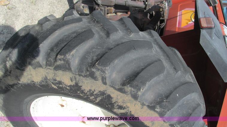 image for item I3220 Hesston 80-90 Tiger Special tractor