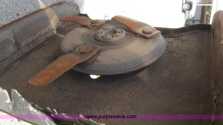 image for item I3220 Hesston 80-90 Tiger Special tractor