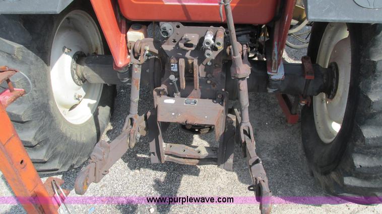 image for item I3220 Hesston 80-90 Tiger Special tractor