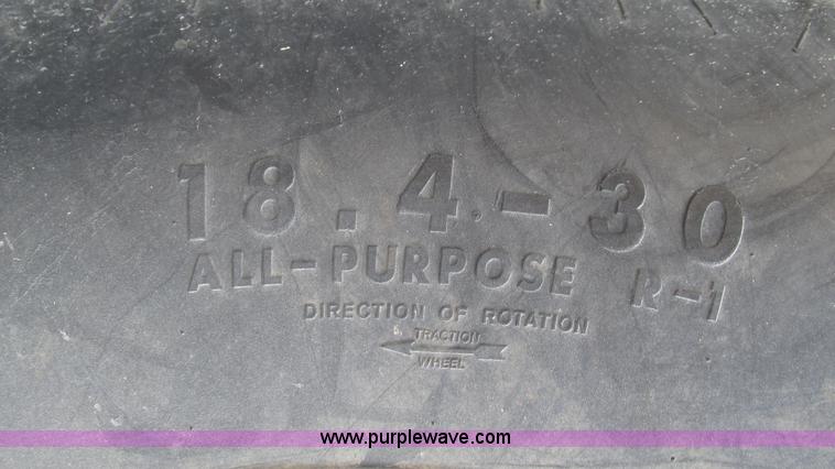 image for item I3220 Hesston 80-90 Tiger Special tractor