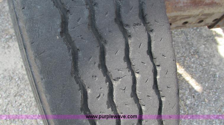 image for item I3220 Hesston 80-90 Tiger Special tractor