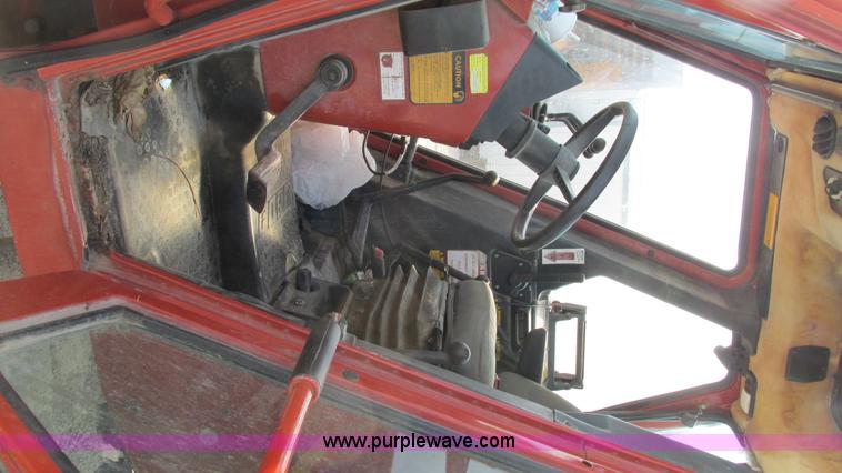 image for item I3220 Hesston 80-90 Tiger Special tractor