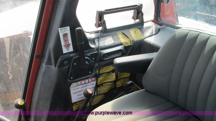 image for item I3220 Hesston 80-90 Tiger Special tractor