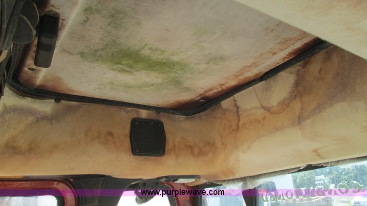 image for item I3220 Hesston 80-90 Tiger Special tractor