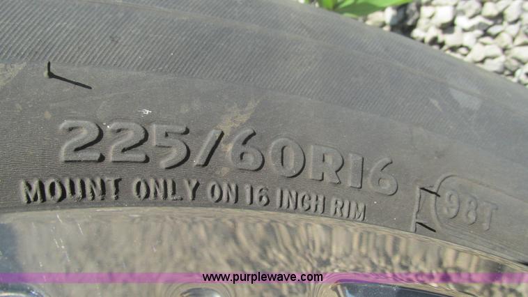 image for item I3223 2005 Ford Crown Victoria Police Interceptor