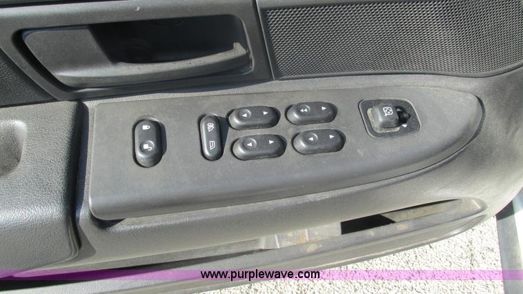 image for item I3223 2005 Ford Crown Victoria Police Interceptor