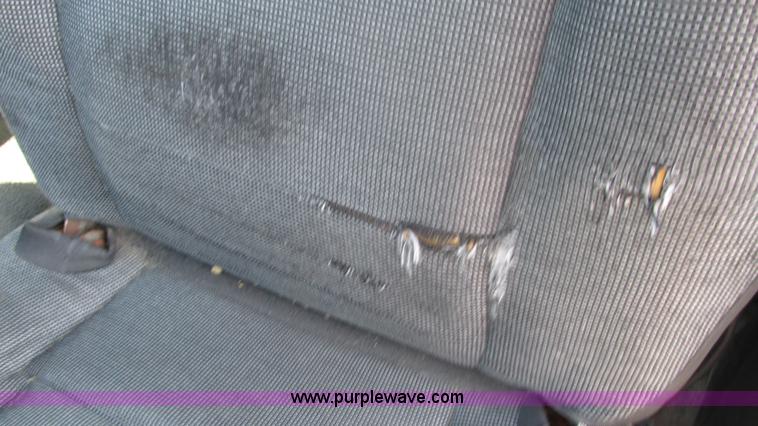 image for item I3223 2005 Ford Crown Victoria Police Interceptor