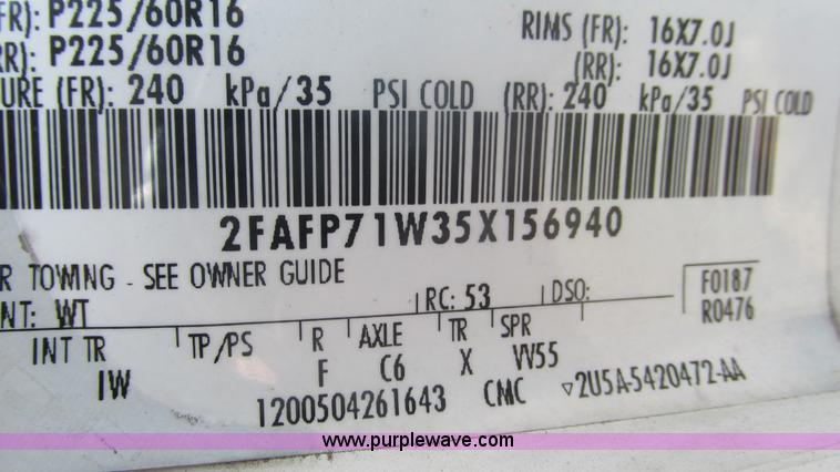 image for item I3223 2005 Ford Crown Victoria Police Interceptor