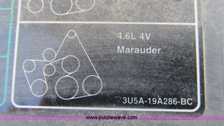 image for item I3223 2005 Ford Crown Victoria Police Interceptor