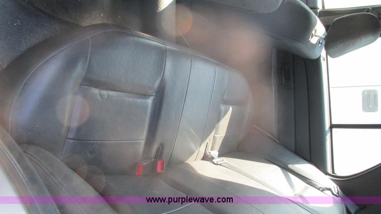 image for item I3224 2005 Ford Crown Victoria Police Interceptor