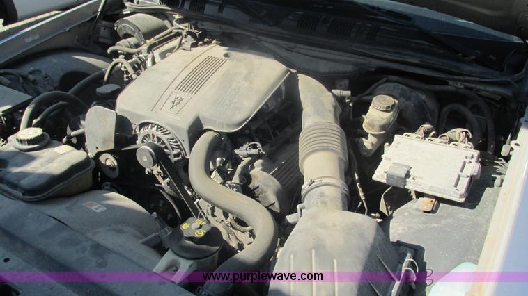 image for item I3224 2005 Ford Crown Victoria Police Interceptor