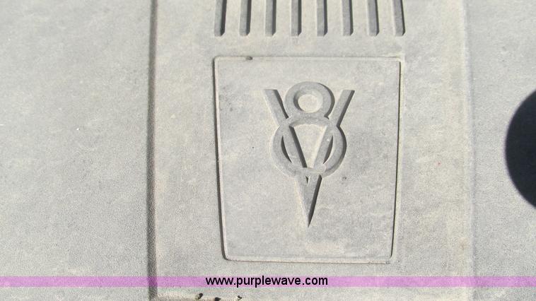 image for item I3224 2005 Ford Crown Victoria Police Interceptor