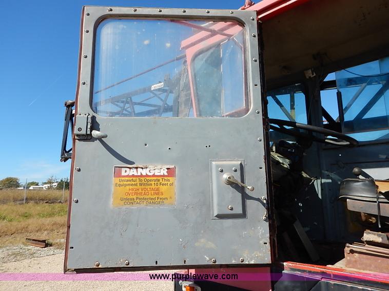 image for item I5373 1966 Fmc Link-belt HC-78B truck mounted crane